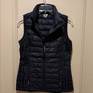 32 Degrees Women's Dark Puffer Vest